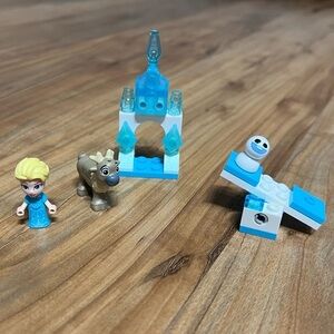 LEGO Disney Elsa Micro Doll Figure Elsa’s Castle Snowgie Sven‎ FROZEN Princess